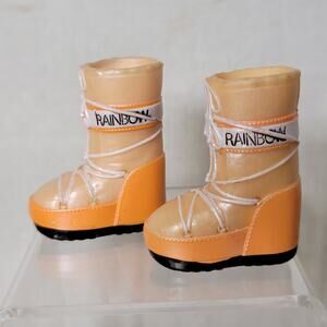 Poppy Rowan Fashion Doll Winter Break Orange Winter Snow Boots